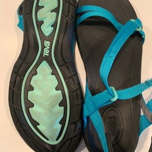 Teva’s women’s Sirra Sport Sandal